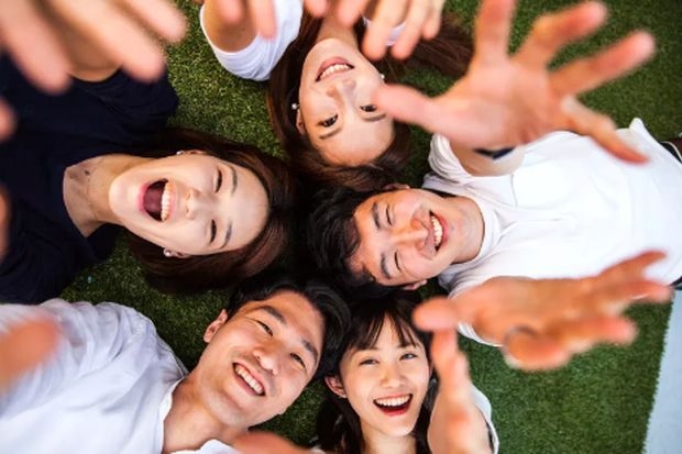 听说中考时没有达到高中分数线的人不能参加高考,是真的吗?